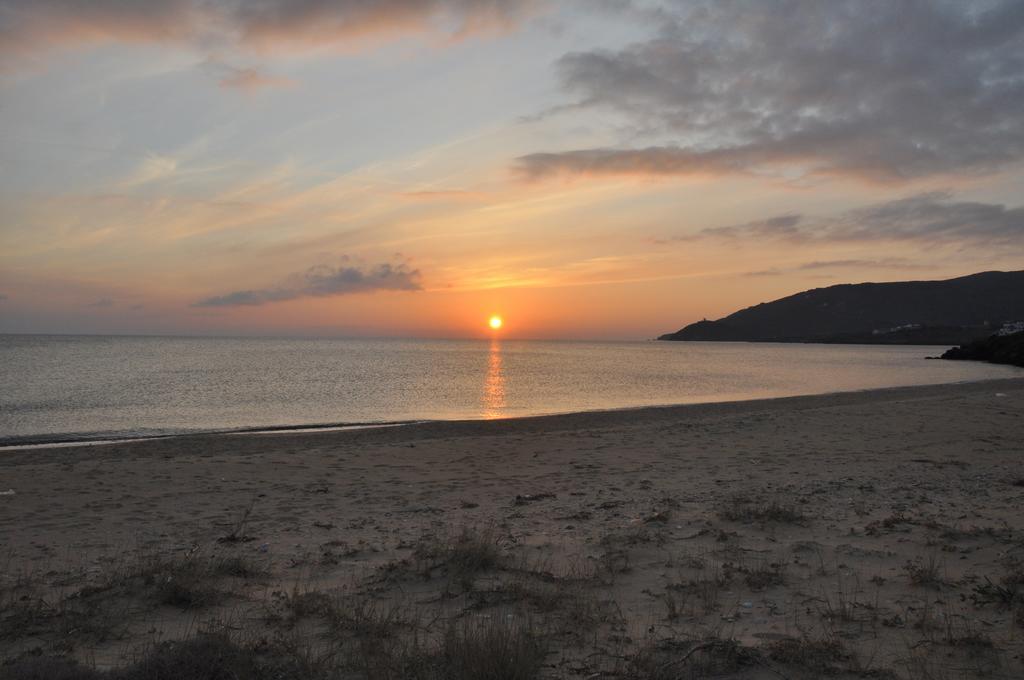 Andros Maisonettes Agios Petros  Luaran gambar